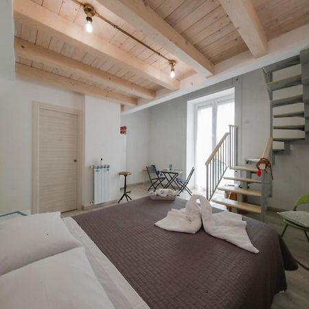Bed And Breakfast I 7 Venti- 7 Winds Napoli Ngoại thất bức ảnh